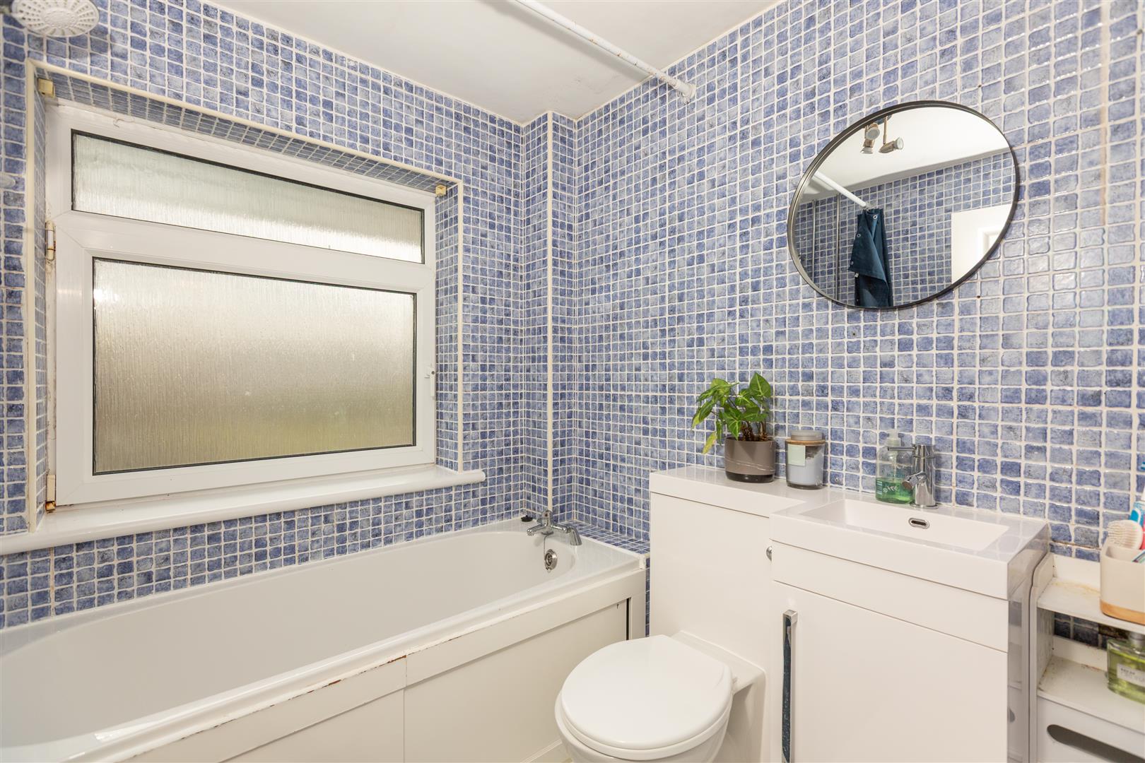 Broadmead, Killay, Swansea, SA2 7EJ